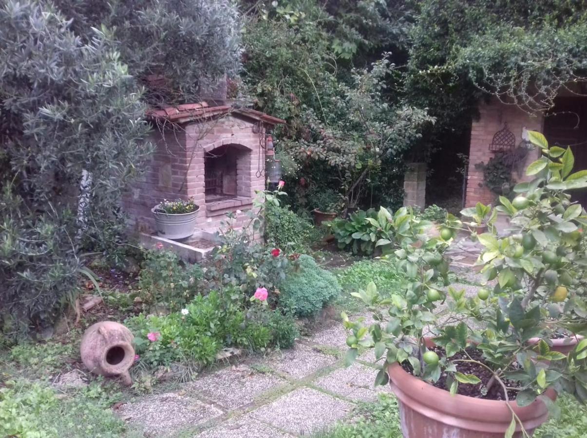 Casa Patti Alle Porte Di เซียนา ภายนอก รูปภาพ